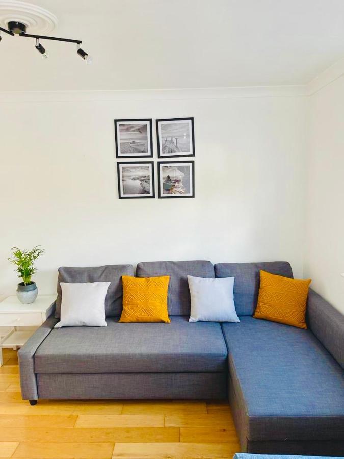 Amazing Location - City Of London- 2 Bedroom Stunning Canal View House With Private Garden,Parking & Balcony Kültér fotó