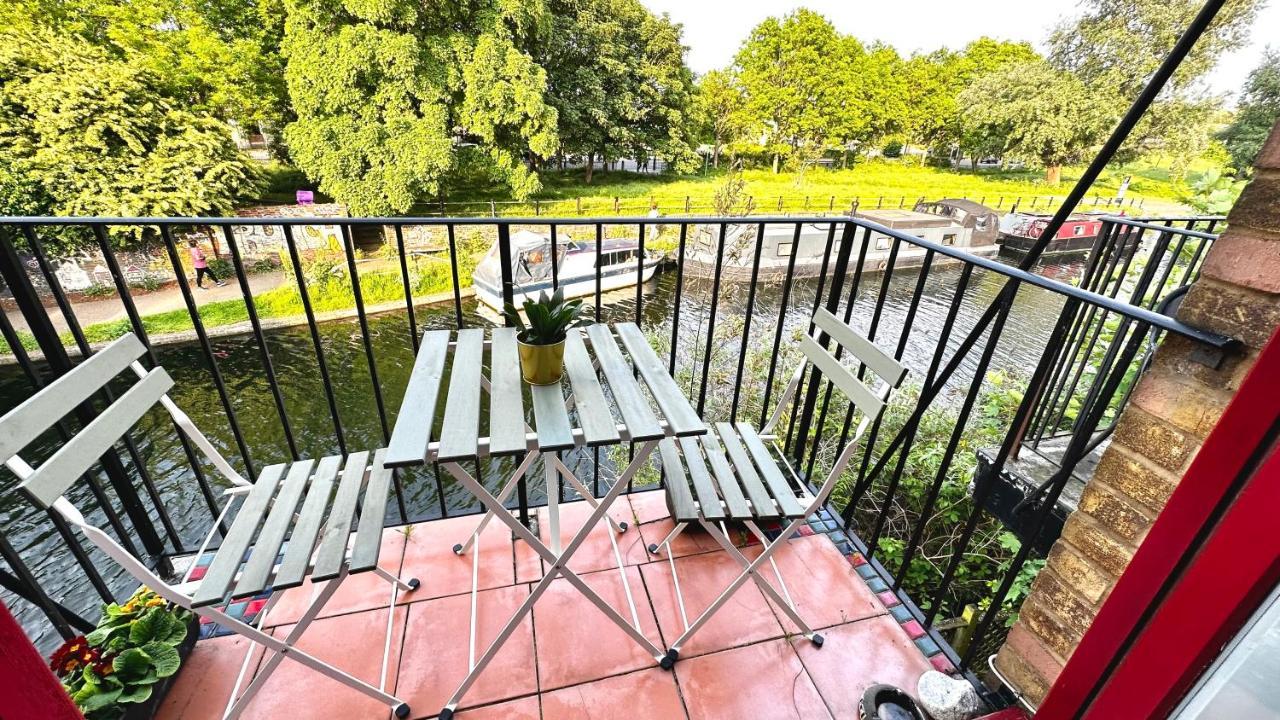 Amazing Location - City Of London- 2 Bedroom Stunning Canal View House With Private Garden,Parking & Balcony Kültér fotó
