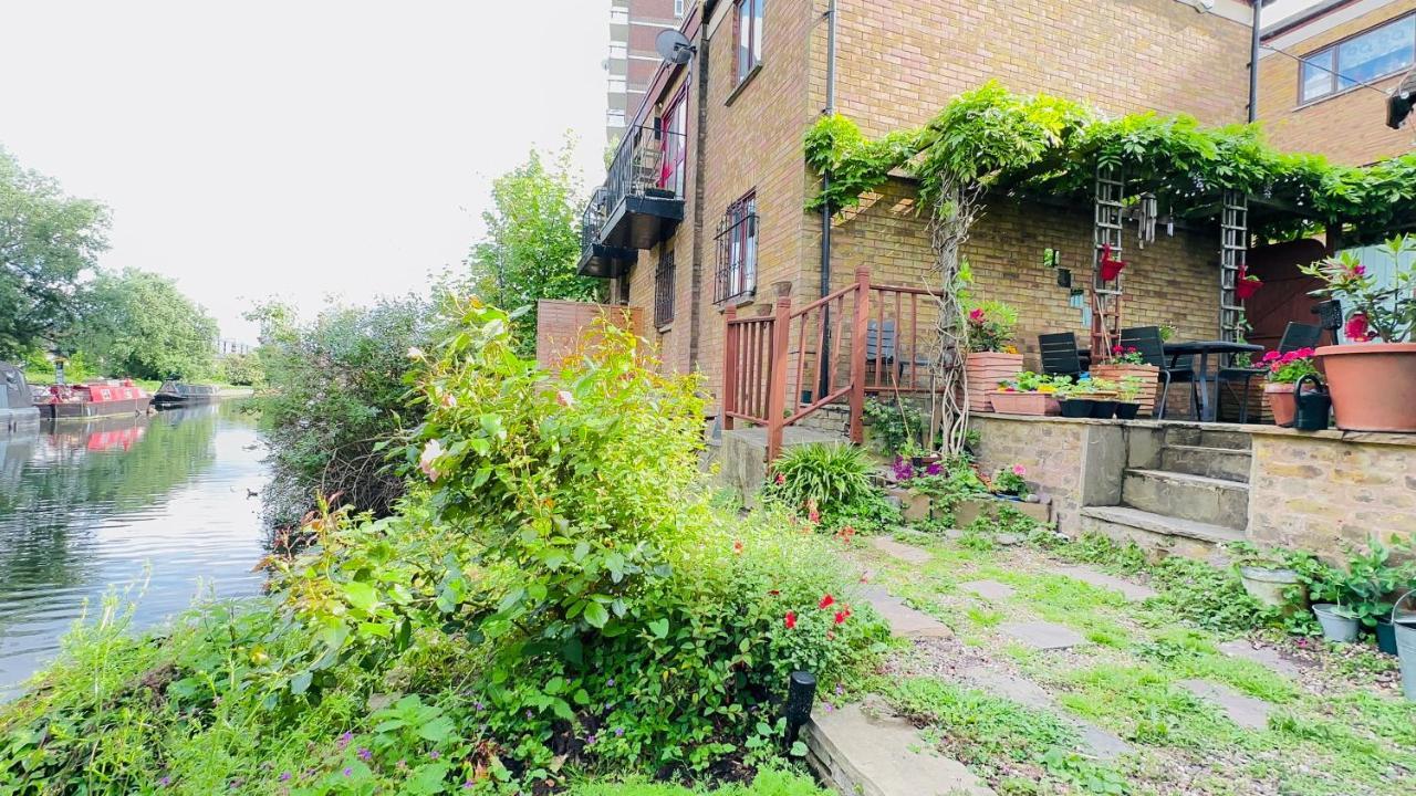 Amazing Location - City Of London- 2 Bedroom Stunning Canal View House With Private Garden,Parking & Balcony Kültér fotó